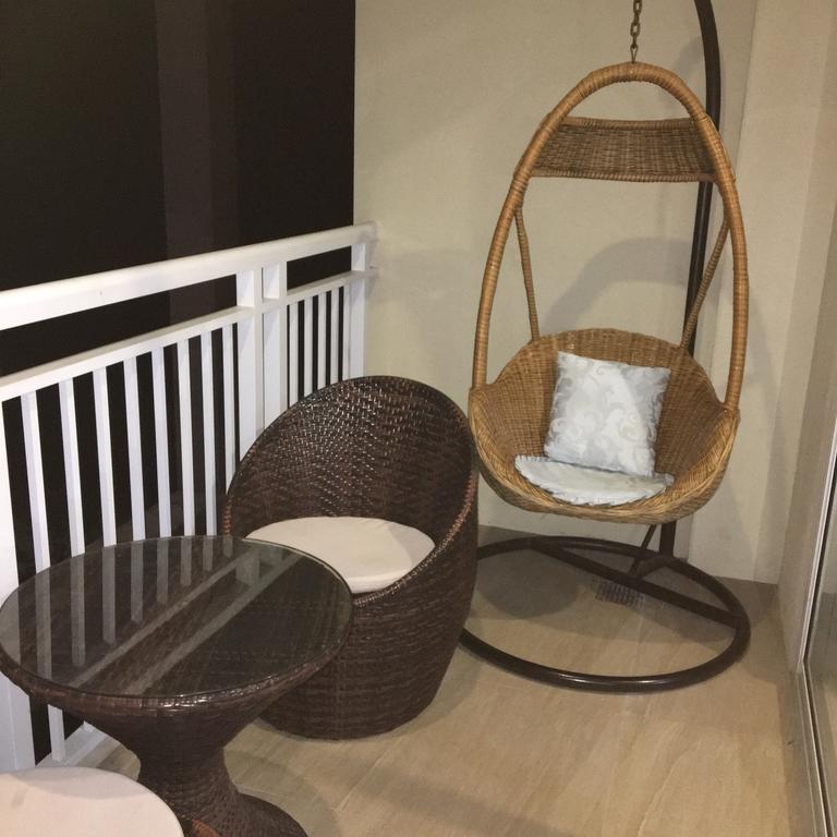 Pico Beach Front Condo ナスグブ エクステリア 写真